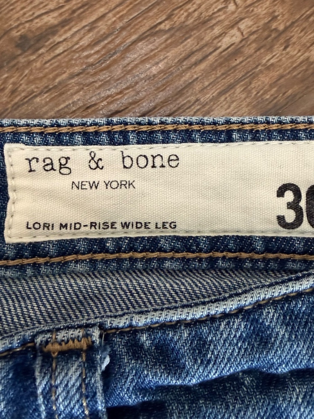 rag & bone Lori Mid-Rise Wide Leg Jeans size 30 - Picture 3 of 3